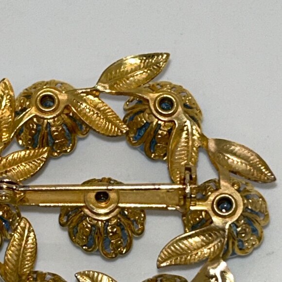 Vintage Gold-Tone Brooch With Blue Crackle Glass Stones & Leaf Design Rivet Set - Picture 9 of 16
